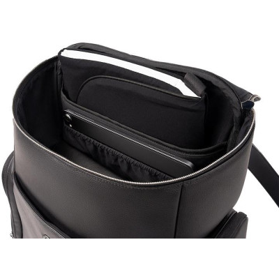 Nuna essential bag caviar